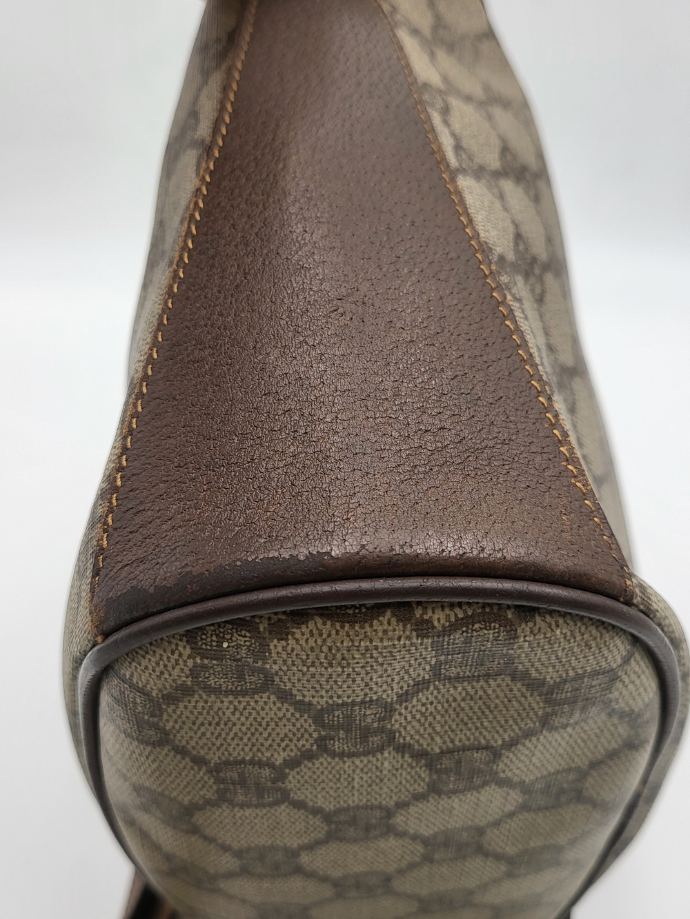 Gucci Vintage GG Canvas Crossbody Bucket Bag with Web Stripe. Auth..w/COA. - Picture 7 of 16